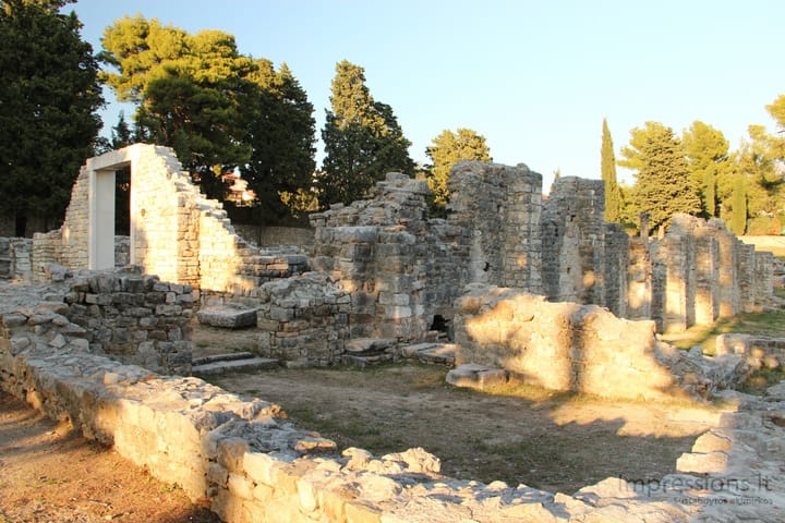Solin griuvėsiai