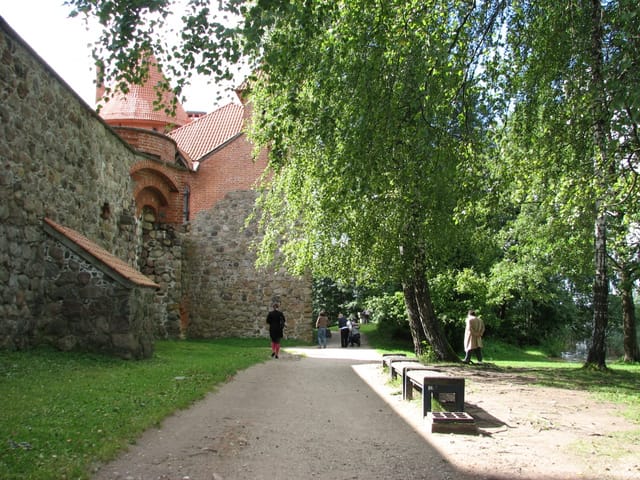 Trakų štai garbinga pilis!
