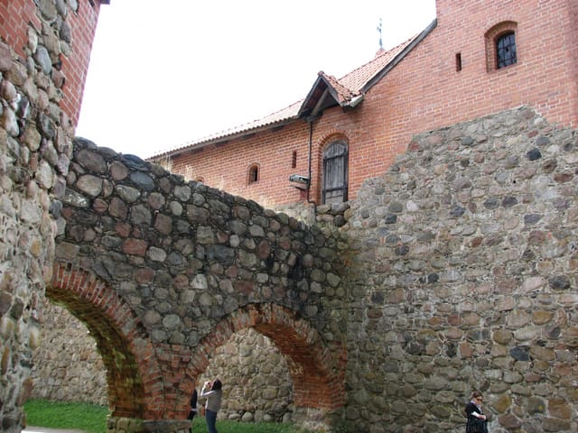 Trakų štai garbinga pilis!