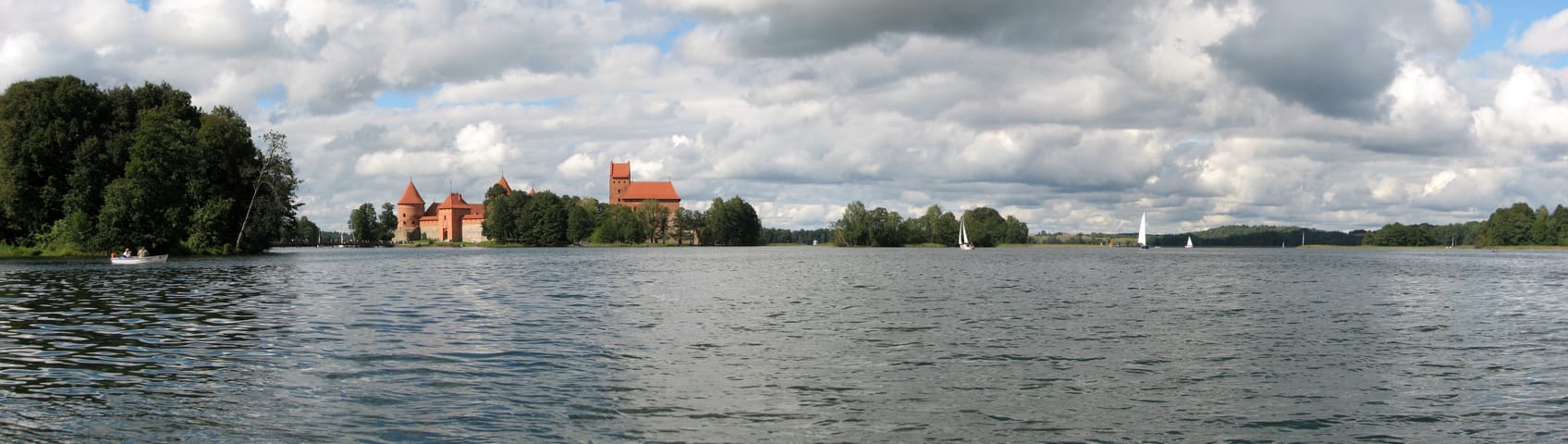 Trakų štai garbinga pilis!