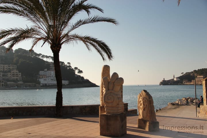 Port de Soller palmės, skulptūros