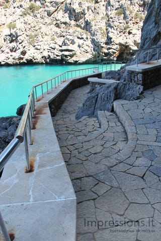 Port de Sa Calobra pakeliuj į paplūdymį