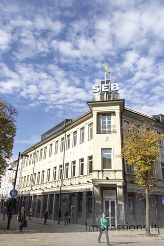 Kauno Laisvės al. SEB pastatas, Maironio g.