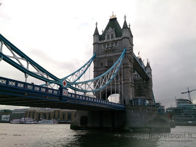 Garsusis Londono tiltas "London Bridge"