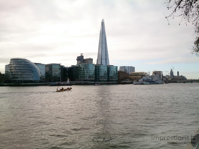 Londonas mobiliai gruodį