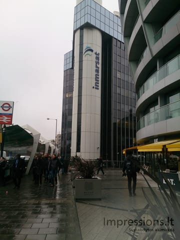 Londonas mobiliai gruodį