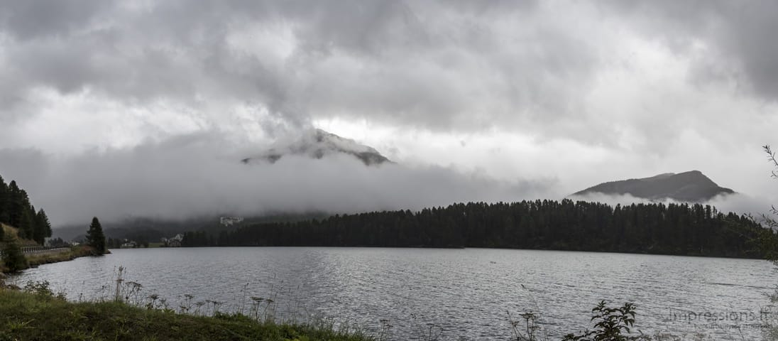 Silsersee ežeras prie Maloja. Alpės, Šveicarija.