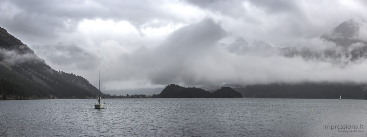 Silsersee ežeras prie Maloja. Alpės, Šveicarija.