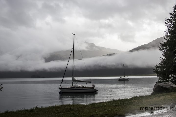 Silsersee ežeras prie Maloja. Alpės, Šveicarija.
