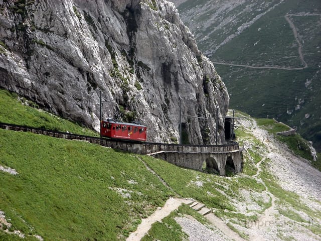 Liucerna, Pilatuso kalnas