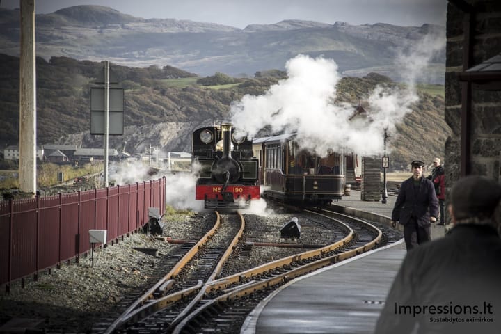 Garinis traukinys Porthmadog miestelyje