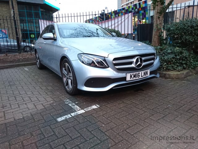 Mercedes Benz E220 `2016