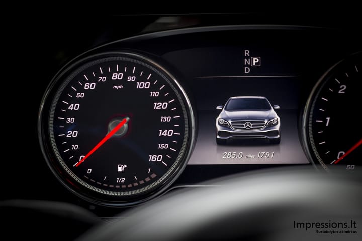 Mercedes Benz E220 `2016