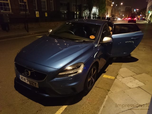 Volvo V40 R-design `2017