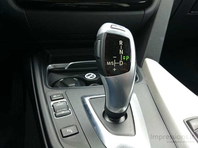 BMW 318d `2014