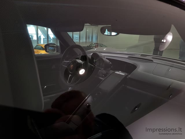 Stuttgart Porsche muziejus