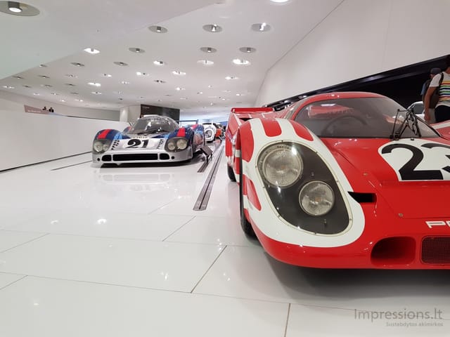 Stuttgart Porsche muziejus