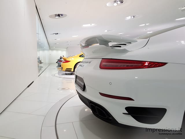 Stuttgart Porsche muziejus