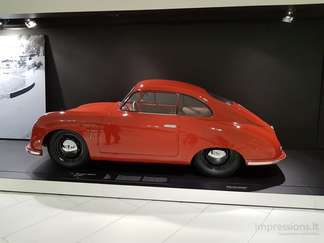 Stuttgart Porsche muziejus