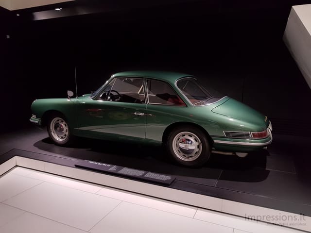 Stuttgart Porsche muziejus