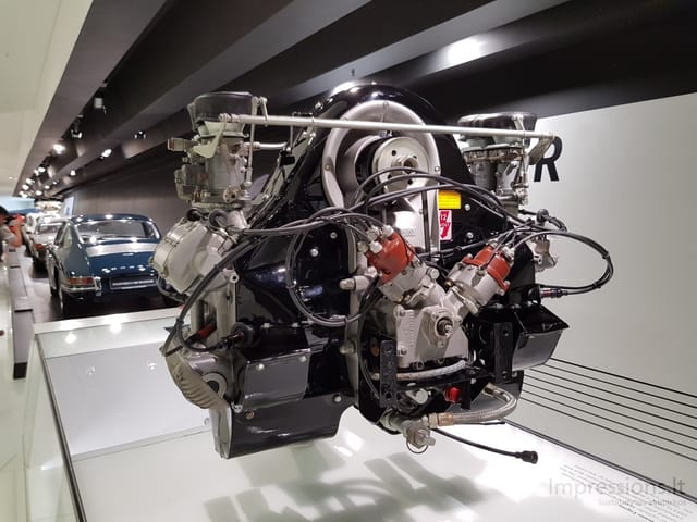 Stuttgart Porsche muziejus