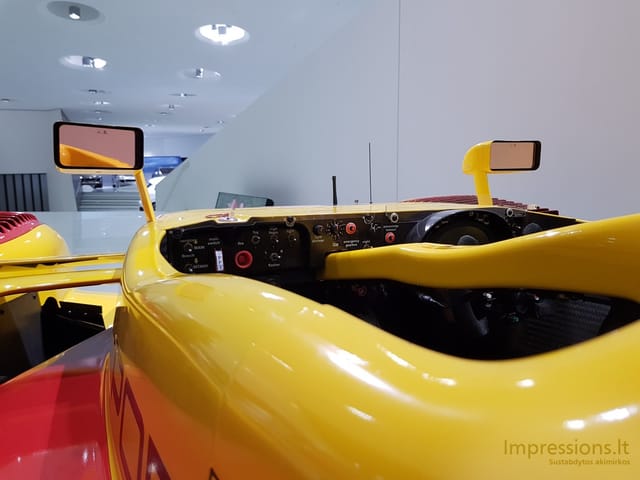 Stuttgart Porsche muziejus