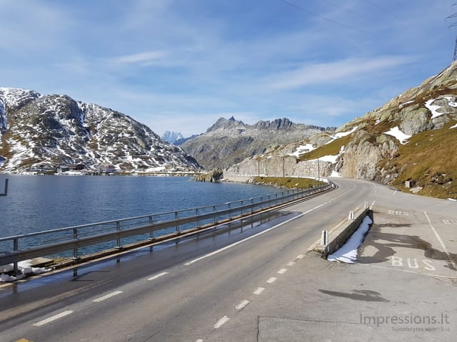 James Bond pėdsakais per Alpes