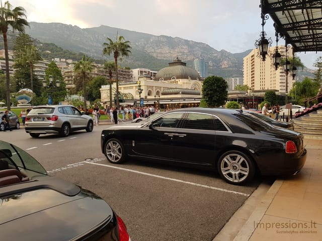 Monte Carlo Kazino lankytojų automobiliai