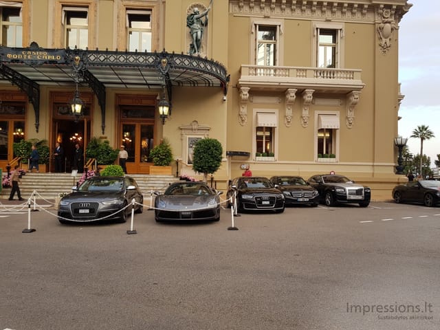 Monte Carlo Kazino lankytojų automobiliai