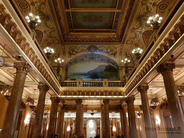 Monte Carlo kazino - filmuose matytoje salėje