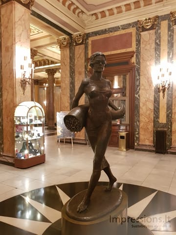 Monte Carlo kazino - filmuose matytoje salėje